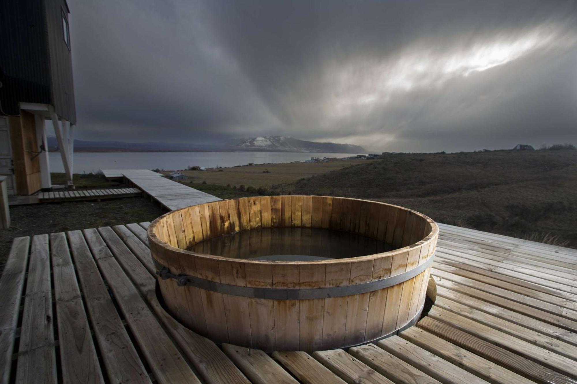 Best Western Patagonia Hotel Puerto Natales Exterior photo